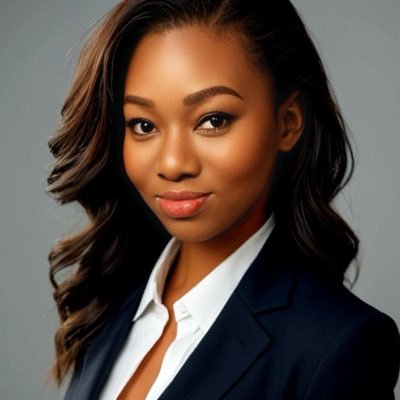 adj_essy's profile picture. CYBERSECURITY|| NAIL TECH || E🤍🕊