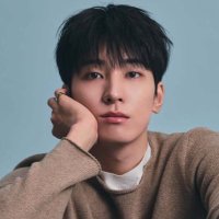 e (@j_wonuu_) 's Twitter Profile