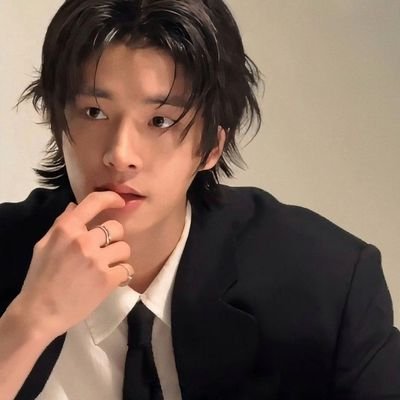 rchvzwon's profile picture. #정원, #제이크 ఇ ◝‿◜ ఇ