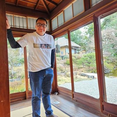 AlfredoPuente_V's profile picture. 29
ONCE🍭 | Gamer🎮 | Geek💻
ES/EN
IG: alfredopuentevasconcelos