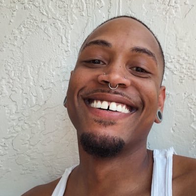 Anime Lover || Veteran 🇺🇸 || Music is Life || Ambivert || Empath || Taurus ☀️ || Aries 🌙 || Taurus ⬆️ || 😈 || IG: Complexx.Fredd || Taken 👬🏾❤️