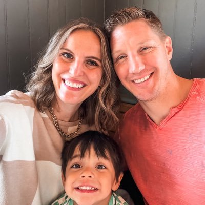 CoachRobbins1's profile picture. Finance teacher who discovered why smart people stay stuck | Author, “Stop Lurking, Start Living” | Conscious living | Newsletter: https://t.co/h7NLnkv81B