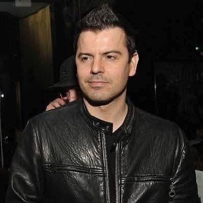 member of Nkotb
son of remember Marlene putman
work @ Nkotb