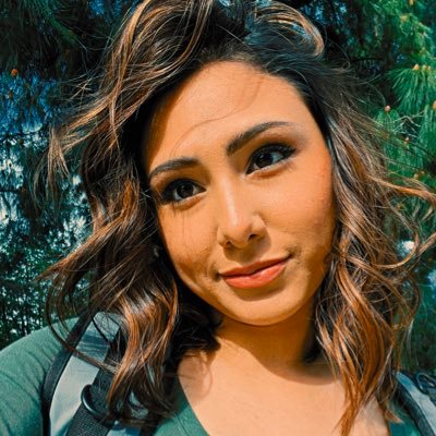 Joe Rogan’s Daughter 👧🏻 i just wanna be on his show to talk about dragons 🐉 💌:JolieElena.A@gmail.com