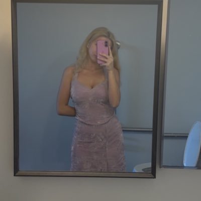 xtrmlyaware's profile picture. 