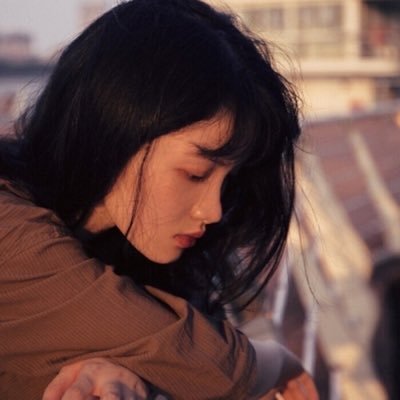 gZHC93FMU37fD's profile picture. 