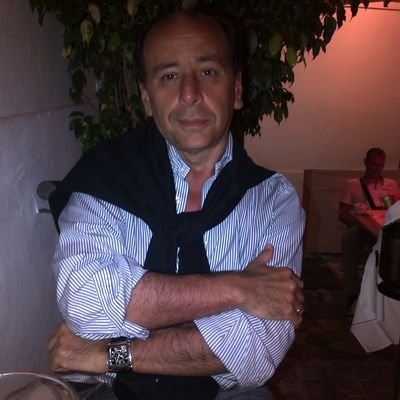 Licenciado en Derecho y Ciencias Políticas,Administrador de Fincas Colegiado, Mediador Civil y Mercantil,Perito Judicial C. Madrid