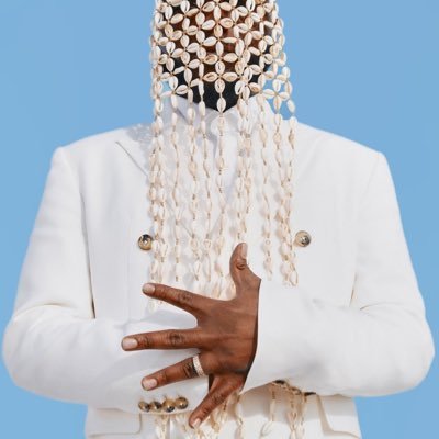 inemalex02002's profile picture.