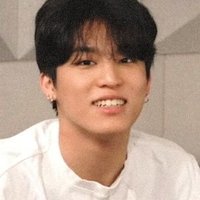 s ๐ (@smilepjw) 's Twitter Profile