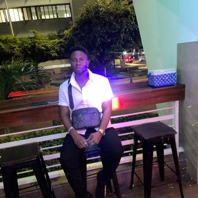 Slime boss 🐍|| Uwi 2021 Graduate||Real Madrid⚽️ and Tottenham Hotspur⚽ || Fortis💜.... Only here for the memes
