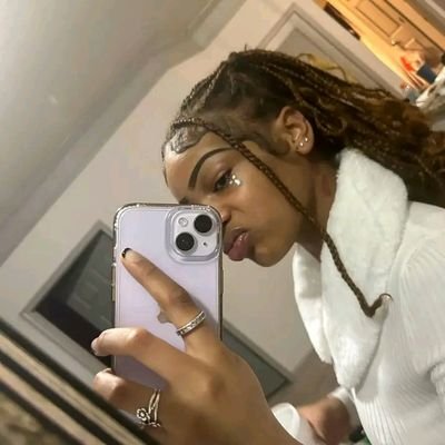 Hot 🔥 black🖤🙅🏾♀️girl
Down 👇 for collab,
Exclusive🔞content available😎