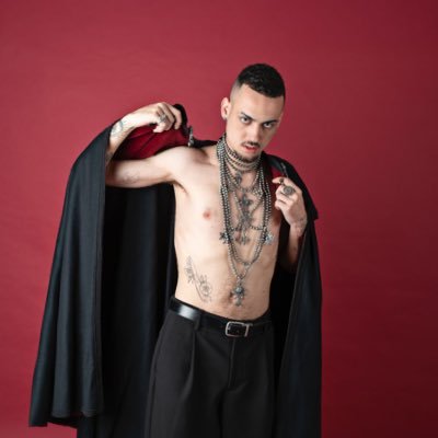 BERRAKO SEASON🔅 Doña Dolores DISPONIBLE https://t.co/S4L0vAzm5h