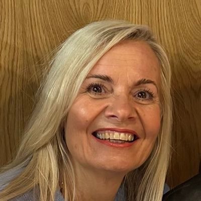 I am passionate about designing and developing creative ways to enable people with dementia to live as well as possible as they age.