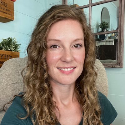 Wife | Mom | Apologist @MamaBrAplgtics & Women In Apologetics| Speaking & Writing on Reasonable Faith| USAF Vet | Mama Bear Apologetics Guide to Sexuality