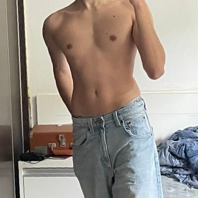 Tripboyzin's profile picture. Prof