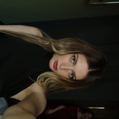 blinovapoly's profile picture. утром кофе, вечером вино