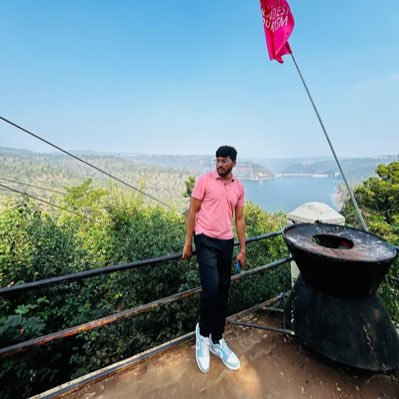 Ayush2002AC's profile picture. Nagpur 🔁 Hyderabad