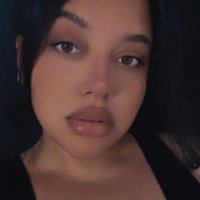 J (@_janriv) 's Twitter Profile