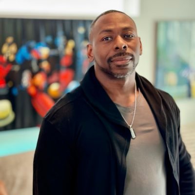 Master Trauma & Psychedelic Informed Coach | I Guide High Performers To Be Conscious Creators of their Ideal Relationships and Building The Body Of A God