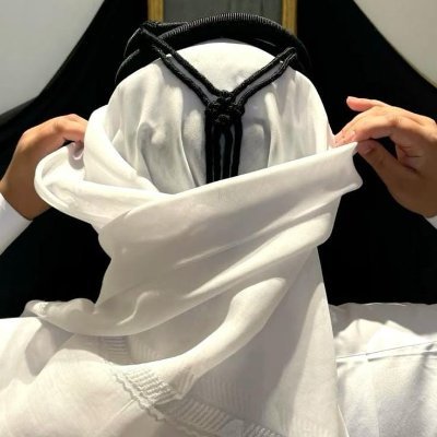 أسعى لمشاركة ما ينفع ويترك أثرًا طيبًا.
يا رب، لا تكلني إلى نفسي طرفة عين، تولّ أمري بلطفك، وقوّني بك، واهدني لما تحب وترضى.