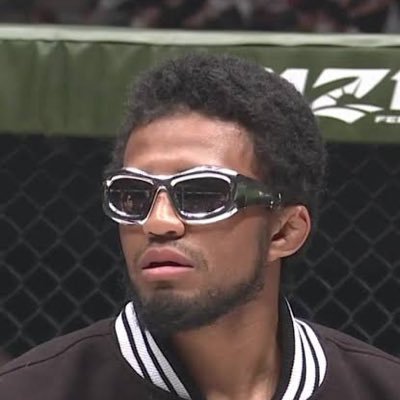 格闘技全般好き (特にRIZIN) 、萩原京平推しです。たまにネタツイするので面白かったらいいねお願いします!格オタのみなさんフォロバします