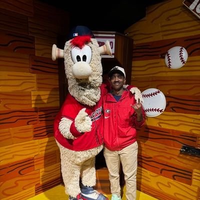 _Asemota_'s profile picture. A cynic masquerading as a realist who's secretly an optimist. #GoDawgs #MUFC