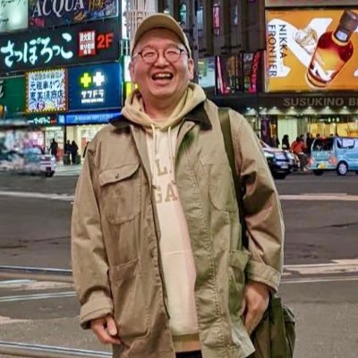 164㎝90㌔54歳の映画や音楽そして食べる事が好きな野郎系眼鏡デブです(笑)北の大地でひっそり生息しております。ハイボールやサワーそして日本酒好きなのでお気軽にお声掛けてくださいね!