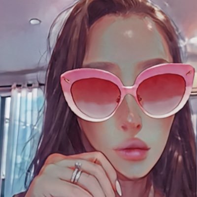 helloAmyRodgers's profile picture. 🤓