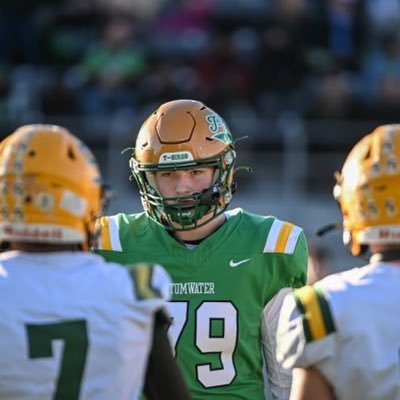 6’ 5”, 230lbs, OL, DL, 3.1 GPA, Class of 2027, Tumwater highschool