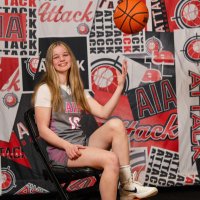 Anna Neyens (@annaneyens27) 's Twitter Profile