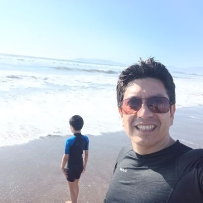 Médico de Familia y Salud Mental. Por las 2 vidas. Libertad y respeto, Padre y esposo.
Fitness y música 🇨🇱🇦🇷🇪🇨