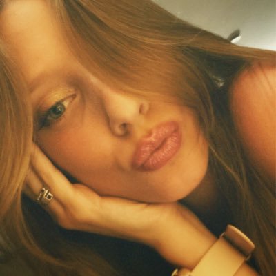 valencolucho's profile picture. ♒️ 💚