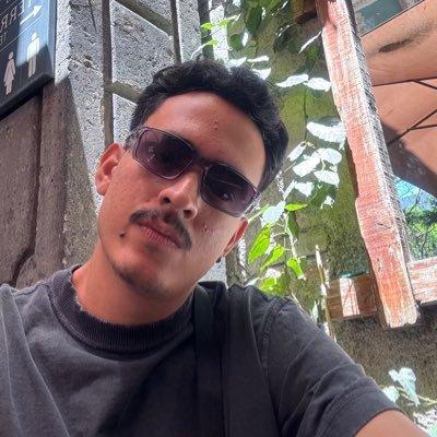 23 años habitando Monterreina. Politólogo 🌸🇵🇸