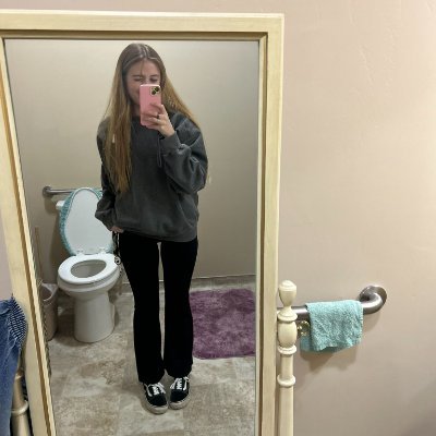 LinaW21502's profile picture. 💋 Join the exclusive fun 🔥 | Follow @sabhayesx for all the best content 🌶 | 18+ Only