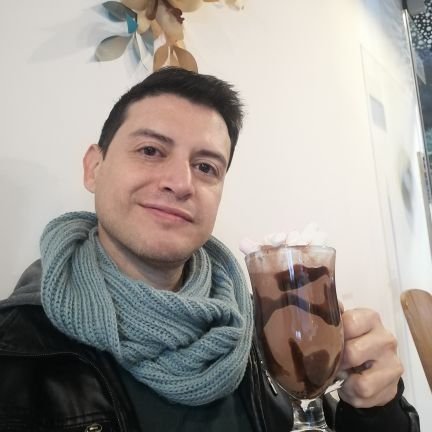 FelipeA56375658's profile picture. Buscando nuevas oportunidades