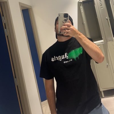 le cœur bleu et blanc mais souvent détruis par cette même passion 🤡💙🤍