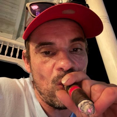 010nv010's profile picture. betonboorder . Feyenoord. F1. motogp. superbike. grote dieren vriend. Atlanta braves⚾️