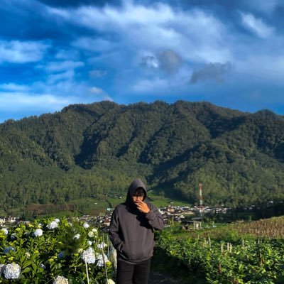 kuncoroooooo's profile picture. I died at 21.