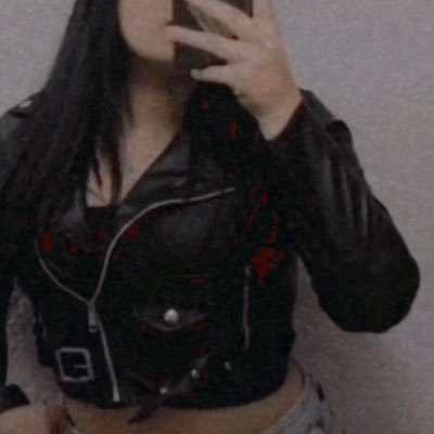 AraaMadero's profile picture. En el fondo sabía que nunca me iba a amar igual, pero lo intenté cada día.