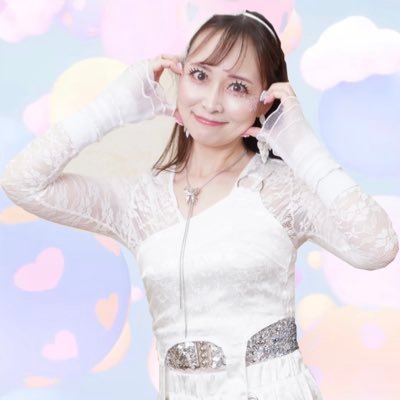 地下アイドルやってますが、なにか? 🐰🐰🐰🐰そのうち地上に這い上がります🤍 アクティブ陰キャ🤍 ラの人🤍INFJの人とつながりたい🤍