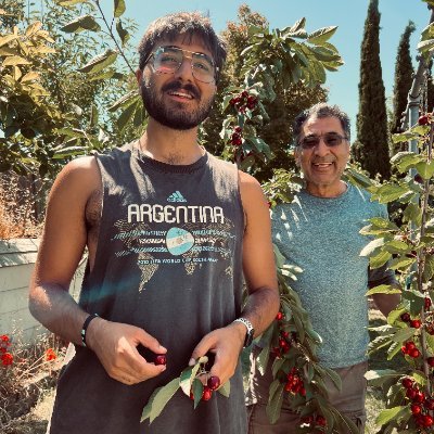 borzaie's profile picture. earth engineer, building pantree