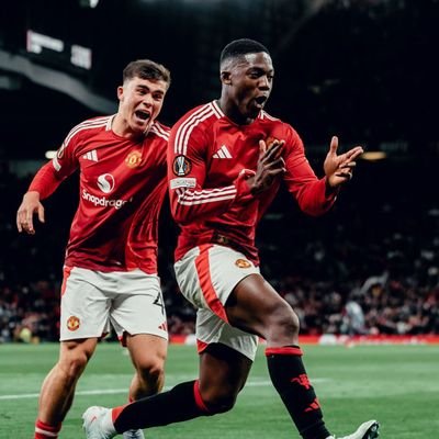 21
@ManUtd is ❤️
Kobbie Mainoo hive,
Manchester United fanatic