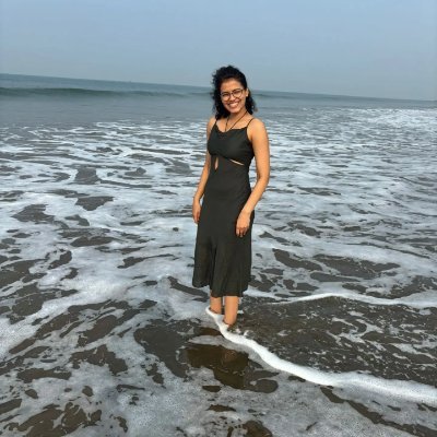 Harshita165's profile picture. 