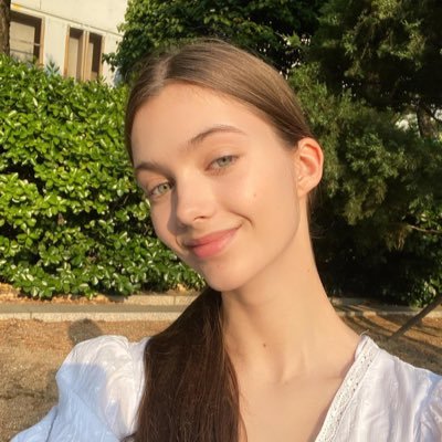 Dawn022_'s profile picture. Yoga / Cat Lover / Crypto / Traveler🌟