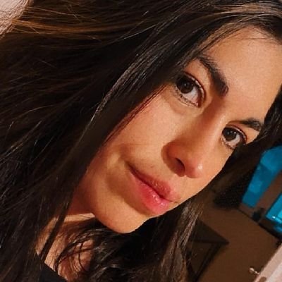 Constructora, Madre y Emprendedora❣️
➡️ Si eres de Fachistan bloqueame, ahórrate los insultos😅 ➡️ Patriotas, ni lo intenten 🥱