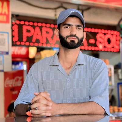 Proud 🌟 Muslim 🕋 Kashmiri 🍁
https://t.co/j3qEd2WjT8 Kashmir University/ADCA🖥️ KICE Institute/
Already Engaged with my Dream UPSC IPS officer🚔 👮