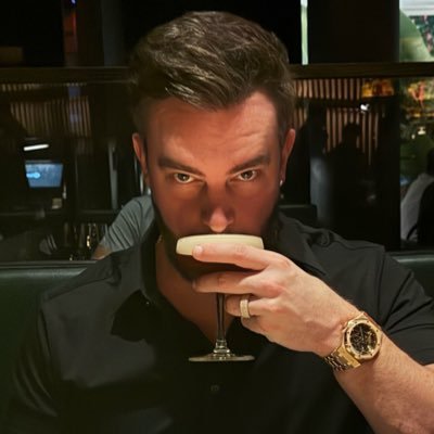 Adrian Morrisonさんのプロフィール画像