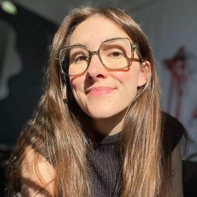 véro // ✽ Profile