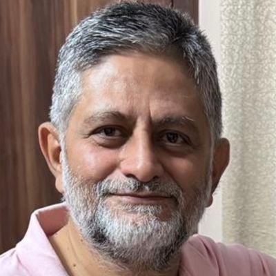 Eye surgeon, kavi, keen follower of Political entertainment , cricket and tennis. Founder n Managing member #AjKShbd