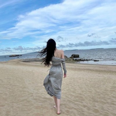 Traveling allows me to immerse myself in different cultures, and investing allows me to control every possibility of the future. #BTC #ETH